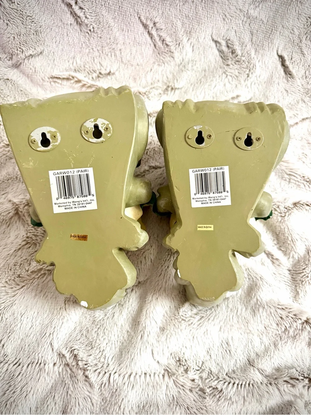 Set of 2 1990’s Resin Magnolia Drapery Rod Holder